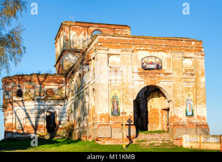 Eine alte orthodoxe Kirche St. Nikolaus in das Dorf Lenino in Weißrussland. Region Gomel Stockfoto