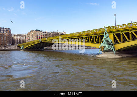 Pont Mirabeau über die Seine - Paris Frankreich. Stockfoto