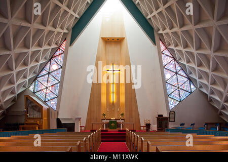 Moderne Kirche vom Architekten Hákon Hertevig im Dorf Olafsvik, Island Stockfoto