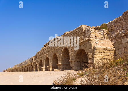 Ruinen des antiken Cesarea von Herodes, Israel gebaut Stockfoto