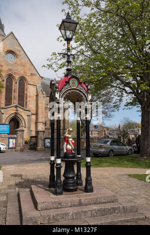 Anderson Brunnen außerhalb der Kathedrale von Dornoch, Sutherland, Schottland, UK. Stockfoto