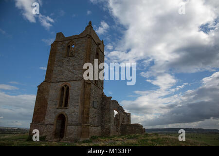 Die Ruinen von St. Michael Kirche auf Burrow Mump Stockfoto