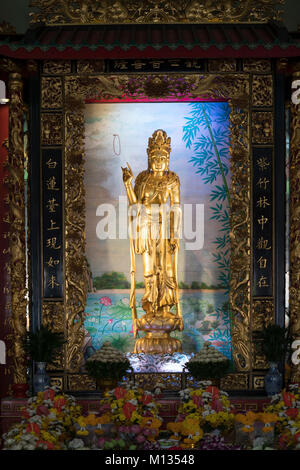 Eine Statue in der chinesischen Tempel in Chinatown in Bangkok. Stockfoto