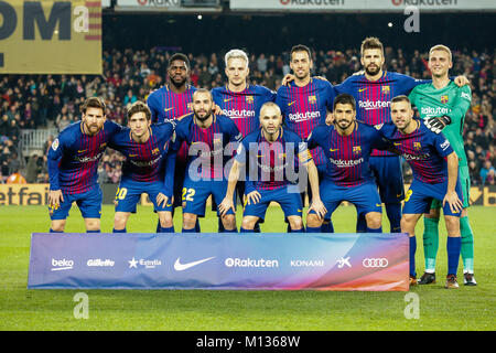 Barcelona, Spanien. 25 Jan, 2018. FC Barcelona anfänglicher während des Spiels zwischen dem FC Barcelona gegen RCD Espanyol, für die Runde der 8 (2 St) der Cup des Königs, im Camp Nou Stadion am 25. Januar 2018 in Barcelona, Spanien gespielt. Credit: Gtres Información más Comuniación auf Linie, S.L./Alamy leben Nachrichten Stockfoto