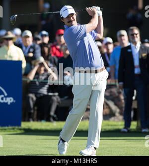 San Diego, USA. 25 Jan, 2018. Johnson Wagner am 1. holeduring Öffnung, die am Südkurs der Bauern geöffnet an der Torrey Pines Golf Course in San Diego, Ca am 25. Januar 2018. Jevone Moore Quelle: CSM/Alamy leben Nachrichten Stockfoto