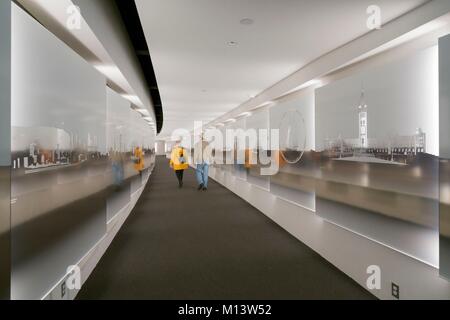 Kanada, Provinz Quebec, Outaouais, der Stadt Gatineau, das Kanadische Museum der Geschichte, neue Galerien zu den kanadischen Geschichte gewidmet, die Eingangshalle und die Gravierten spiegeln die Vergangenheit des Landes Stockfoto