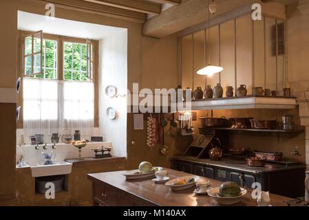 Frankreich, Indre-et-Loire, Azay-le-Feron, Regionaler Naturpark Brenne, Azay-le-Feron Schloss, Küche Stockfoto