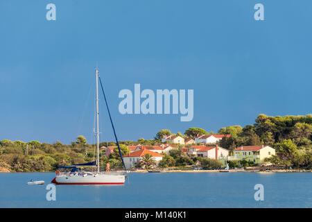 Kroatien, Dalmatien, Dalmatinischen Küste, Zadar, Insel Dugi Otok, verunic Bay Stockfoto