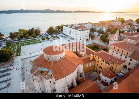 Kroatien, Kvarner, Dalmatinische Küste, Zadar, die historische Altstadt von der Kathedrale der hl. Anastasia gesehen Stockfoto