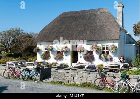 Irland, Galway County, Aran Islands Inishmore Insel, Kilmurvey, Lehren Nan Phaidi Restaurant Stockfoto