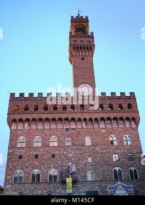 Europa, Italien, Toskana, Florenz, Palazzo Vecchio, Piazza della Signoria in der Dämmerung Stockfoto