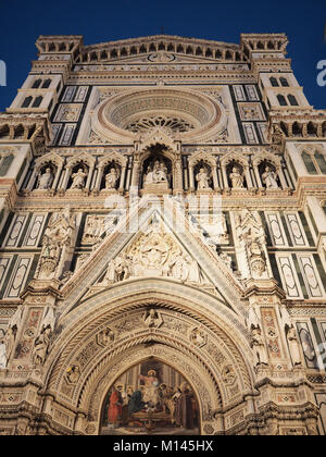 Europa, Italien, Toskana, Florenz, Fassade der Die gothic-renaissance Dom von Florenz, die Basilika der heiligen Maria der Blume, Firenza Basilica di Santa Maria del Fiore Stockfoto