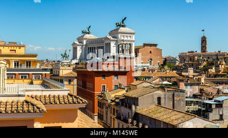 Panoramablick auf das historische Zentrum von Rom, Italien von Castel Sant Angelo Stockfoto