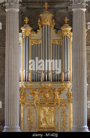 Die Orgel in der königlichen Kapelle von Versailles im Schloss Versailles, Paris, Frankreich. Stockfoto