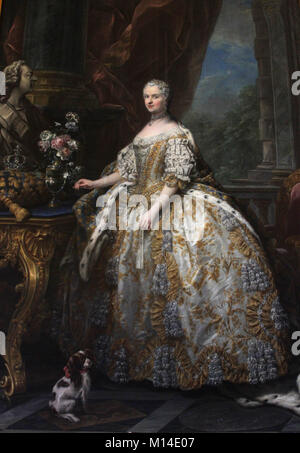 Gemälde von Königin Marie Leszczynska-Reine de France (1703-1768) von Charles André van Loo, Mars-Salon, Schloss Versailles, Paris, Frankreich. Stockfoto