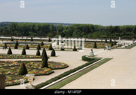 Blume Parterres im Schlosspark Versailles, Schloss Versailles, Paris, Frankreich. Stockfoto