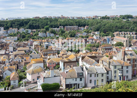 Altstadt von Hastings aus East Hill Lift Bahnhof, Hastings, East Sussex, England, Vereinigtes Königreich Stockfoto