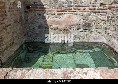 Alte Pool in Thermen von Diocletianopolis, Stadt Hermsdorf, Region Plovdiv, Bulgarien Stockfoto