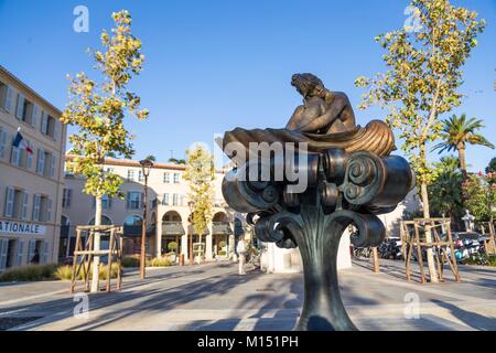 Frankreich, Var, Saint-Tropez, Blanqui, Statue der Schauspielerin Brigitte Bardot von Milo Manara, am 28. September eröffnet und 2017 realisiert Stockfoto