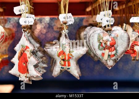 Frankreich, Bas Rhin, Straßburg, Altstadt zum Weltkulturerbe der UNESCO, Weihnachten im Viertel Petite France, Weihnachtsmarkt auf dem Place Benjamin Zix Stockfoto