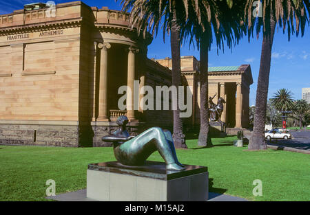 Die Kunstgalerie von New South Wales (AGNSW) ist eine öffentliche Galerie auf Art Gallery Road in der Domäne, in Sydney, New South Wales gelegen. Stockfoto