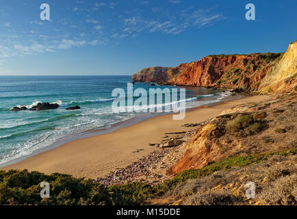 Praia do Amado, an der Costa Vicentina an der Algarve. Stockfoto