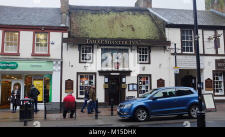 Ayr High Street und das Stadtzentrum war einmal ein Einkaufszentrum. Ändern shopping Muster und neue Einkaufszentren haben Verschlüsse und Rückgang resultiert. Stockfoto