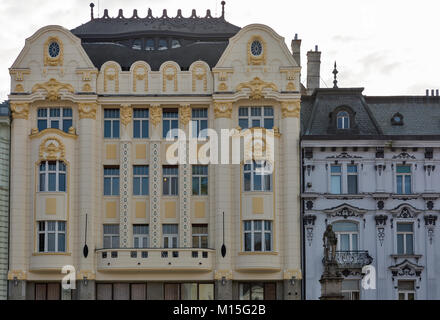 Palast der Ungarischen Abzinsung und Foreign Exchange bank Fassade in der Altstadt von Bratislava am Hauptplatz, in der Slowakei. Stockfoto