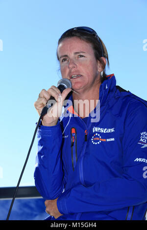 Die Stadt Alicante, Spanien. 20 Okt, 2017. Vestas Team, besatzungsmitglied Stacey Jackson während der Mittel treffen Tage vor Volvo Ocean Race 2017 start Credit: Jose Luis Ortin/Pacific Press/Alamy leben Nachrichten Stockfoto