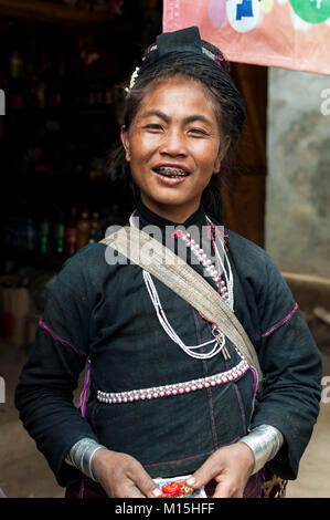 KENGTUNG, MYANMAR - NOVEMBER, 2016: Die Hügel in der Nähe von Keng Tung werden von stammesdörfer unterschiedlicher Traditionen und etnicity besiedelt. Stockfoto