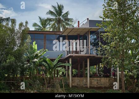 Architekt Haus auf Stelzen, in Battambang, Kambodscha Stockfoto