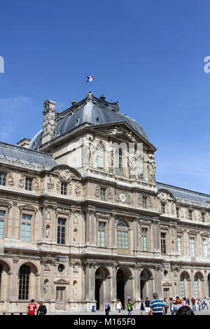 Die Sully-Flügel des Louvre-Palast, Paris, Frankreich. Stockfoto