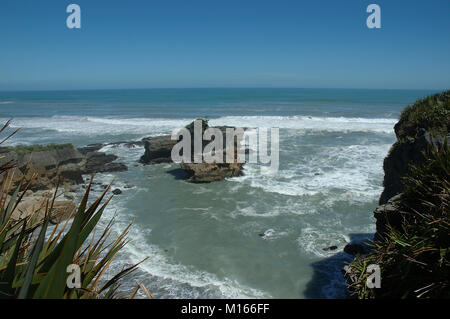 Punakaiki Pancake Rocks; Paparoa Nationalpark; Westküste; South Island; NZ, Neuseeland. Stockfoto