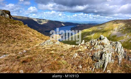 Haweswater Reservior aus wenig Harter fiel Stockfoto