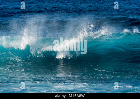 Surfen in den Pazifischen Ozean, Osterinsel, Valparaiso, Chile, Australien, Ozeanien Stockfoto