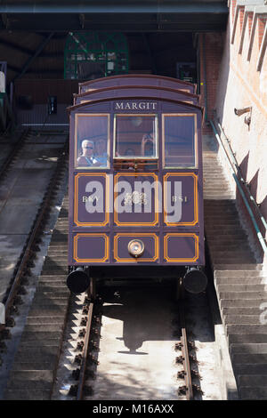 Budavári Sikló Standseilbahn auf den Castle Hill, Burgviertel, Buda, Budapest, Ungarn Stockfoto