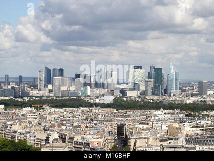 Stadtbild Panorama des Geschäftsviertels La Défense, Großraum Paris und Ile-De-France, Frankreich. Stockfoto