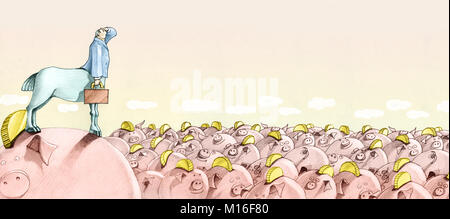 Geschäftsmann mit einem Pferd Körper am oberen Rand ein sparschwein ist mit Blick auf die endlose Weite des moneyboxes für Geschäftsreisende Stockfoto