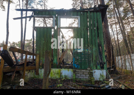 Ruinen des Hauses nach dem Brand Stockfoto