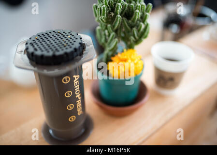 Vorbereitung frischen organischen Kaffee in Cali, Kolumbien Stockfoto