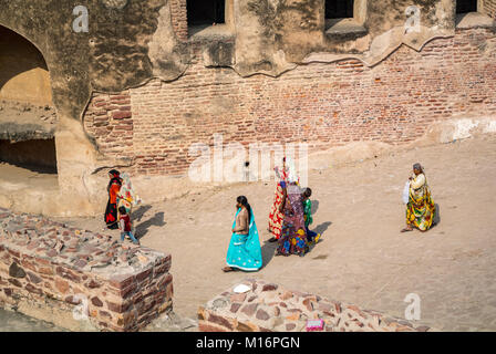 fatehpur sikri, Uttar Pradesh, Agra, Indien, 27.. Januar, 2017: Eine Stadt aus rotem Sandstein, die 1571 vom Moghul-Kaiser Akbar gegründet wurde. Stockfoto