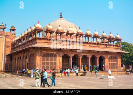 fatehpur sikri, Uttar Pradesh, Agra, Indien, 27.. Januar, 2017: Die Architektur des Grabmals des Islam Khan