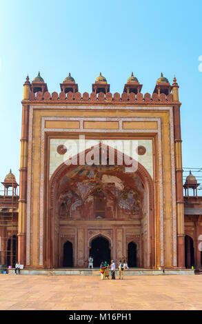 Fatehpur-Sikri, Uttar Pradesh, Inde: Die Jami Masjid eine der größten Moscheen Indiens, die 1571 n. Chr. erbaut wurde. Stockfoto