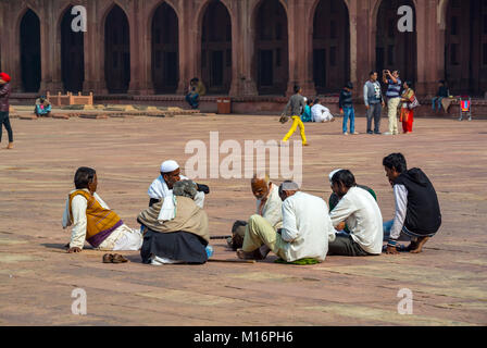 fatehpur sikri, Uttar Pradesh, Agra, Indien, 27.. Januar, 2017: Eine Stadt aus rotem Sandstein, die 1571 vom Moghul-Kaiser Akbar gegründet wurde. Stockfoto