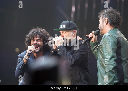 Turin, Italien. 2018. Max Pezzali, Neu, Renga mit ihren 'Il Tour" an Pala Alpitour in Turin am 26. Januar 2018 Credit: Antonio Polia/Alamy leben Nachrichten Stockfoto