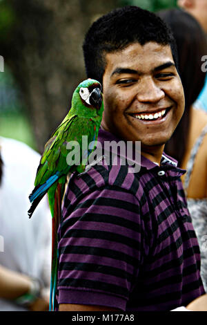 Valencia, Carabobo, Venezuela. 2. Okt 2011. Oktober 02, 2010. Feier der Tiere Tag in der Stadt Valencia, Carabobo Zustand. Foto: Juan Carlos Hernandez Credit: Juan Carlos Hernandez/ZUMA Draht/Alamy leben Nachrichten Stockfoto