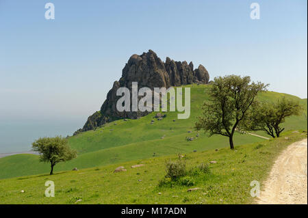 Besh Barmag oder fünf Finger Mountain in der Nähe von Baku, Aserbaidschan. Stockfoto