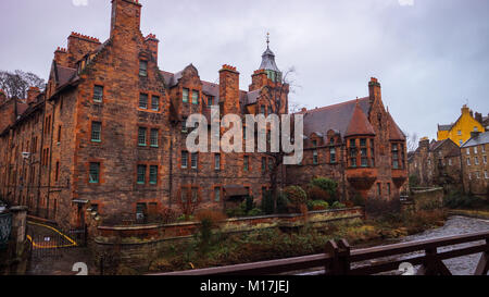 Ein Foto von den ikonischen Eingang zu Dean Village, Edinburgh, Schottland, Großbritannien Stockfoto