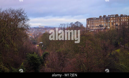 Ein stadtbild Foto von Edinburgh im Winter von der Brücke auf die Queensferry Road. Der Schuß war im Januar 2018 getroffen Stockfoto