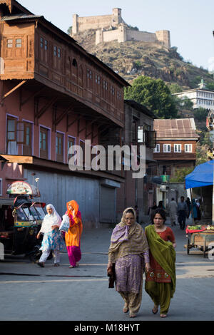 Kaschmir, Indien. Straße der alten Stadt Srinagar Stockfoto